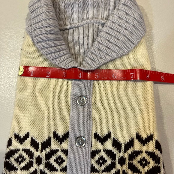 Dog Sweater - Picture 6 of 6